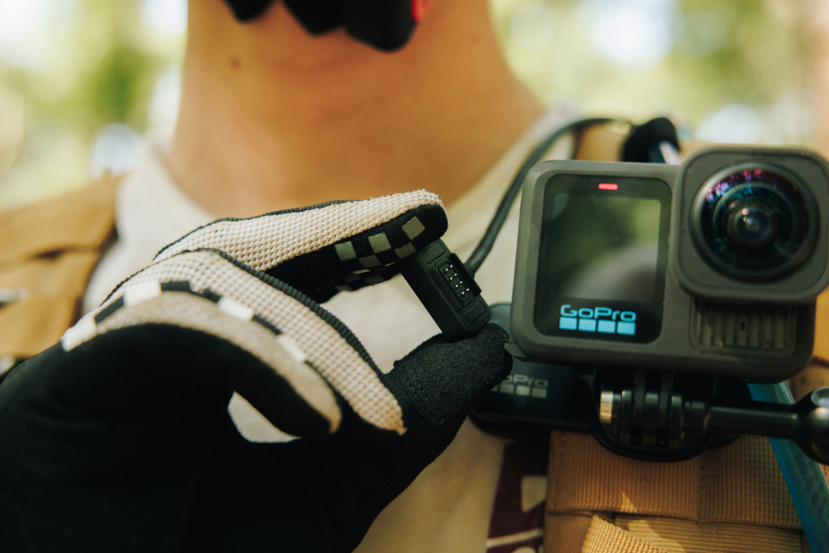 Кришка для екшн-камери Magnetic Door and Power Cable Kit (ADCON-001)