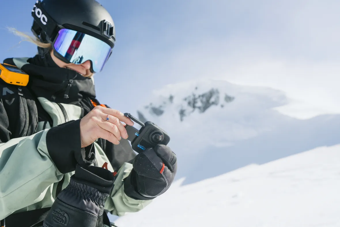 Витримує екстремальні умови та записує чіткий звук